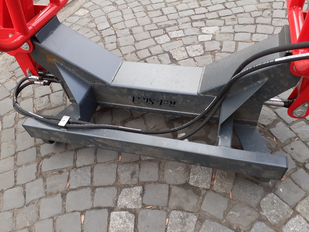 kleště na kulaté balíky - 4