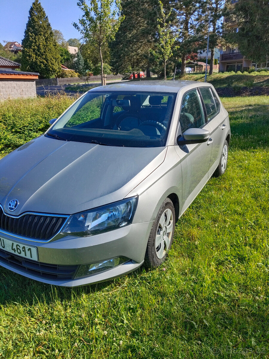 Prodám Škoda Fabia-- HATCHBACK - 4