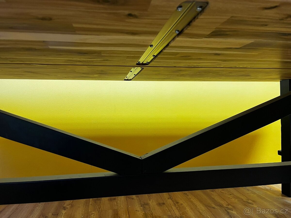 Stůl 100 x 235 cm - robustní, masiv - 4