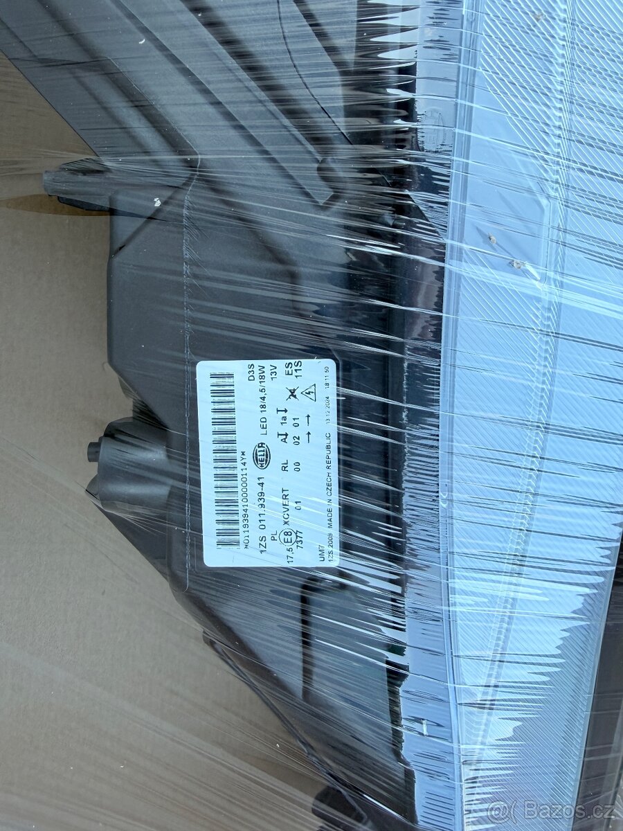 Světlomet HELLA 1ZS 011 939-411 - Škoda Superb 3 - 4