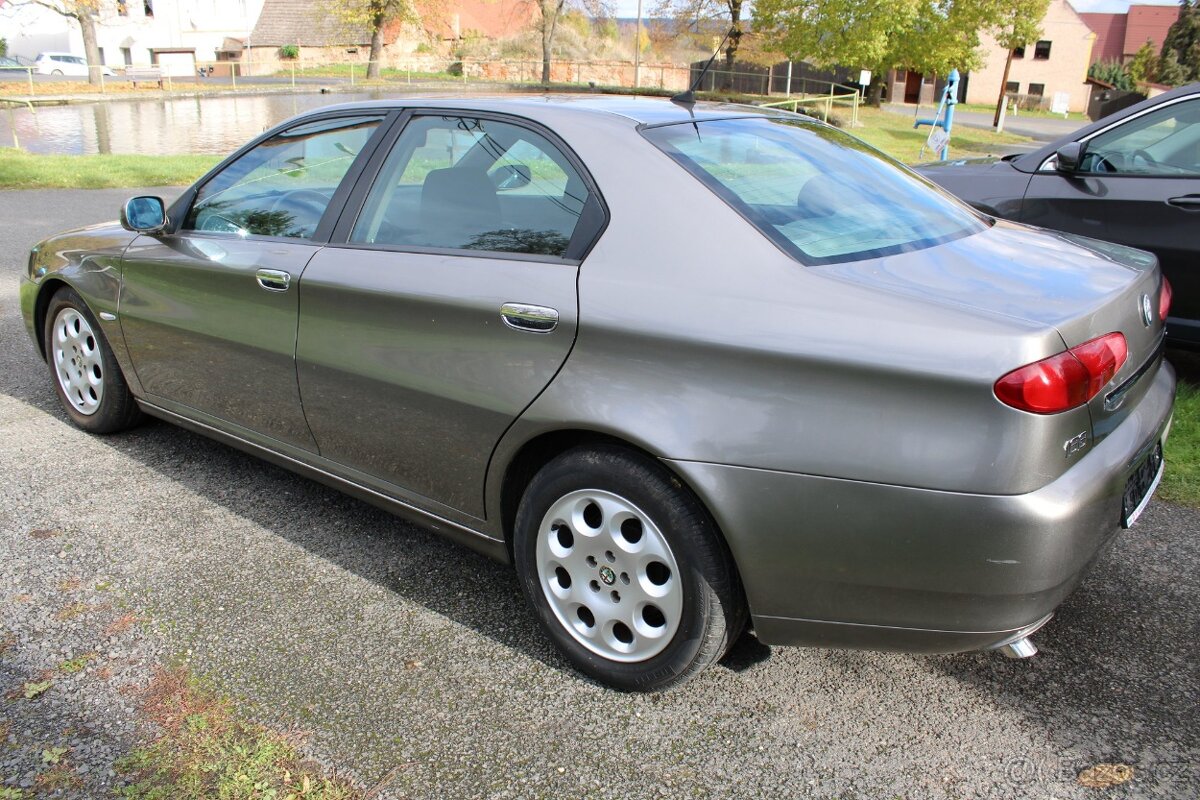 Alfa Romeo 166 2.4 JTDm Distinctive 129kW - 4