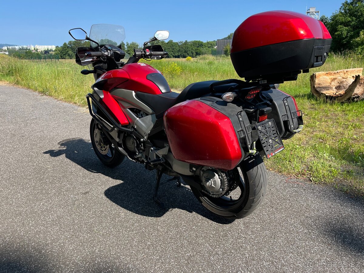 Honda VFR 800 X Crossrunner “spěchá “ - 4