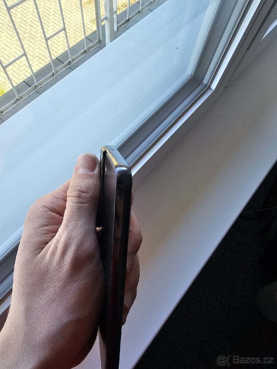 Samsung Galaxy S22 8/128 GB - 4