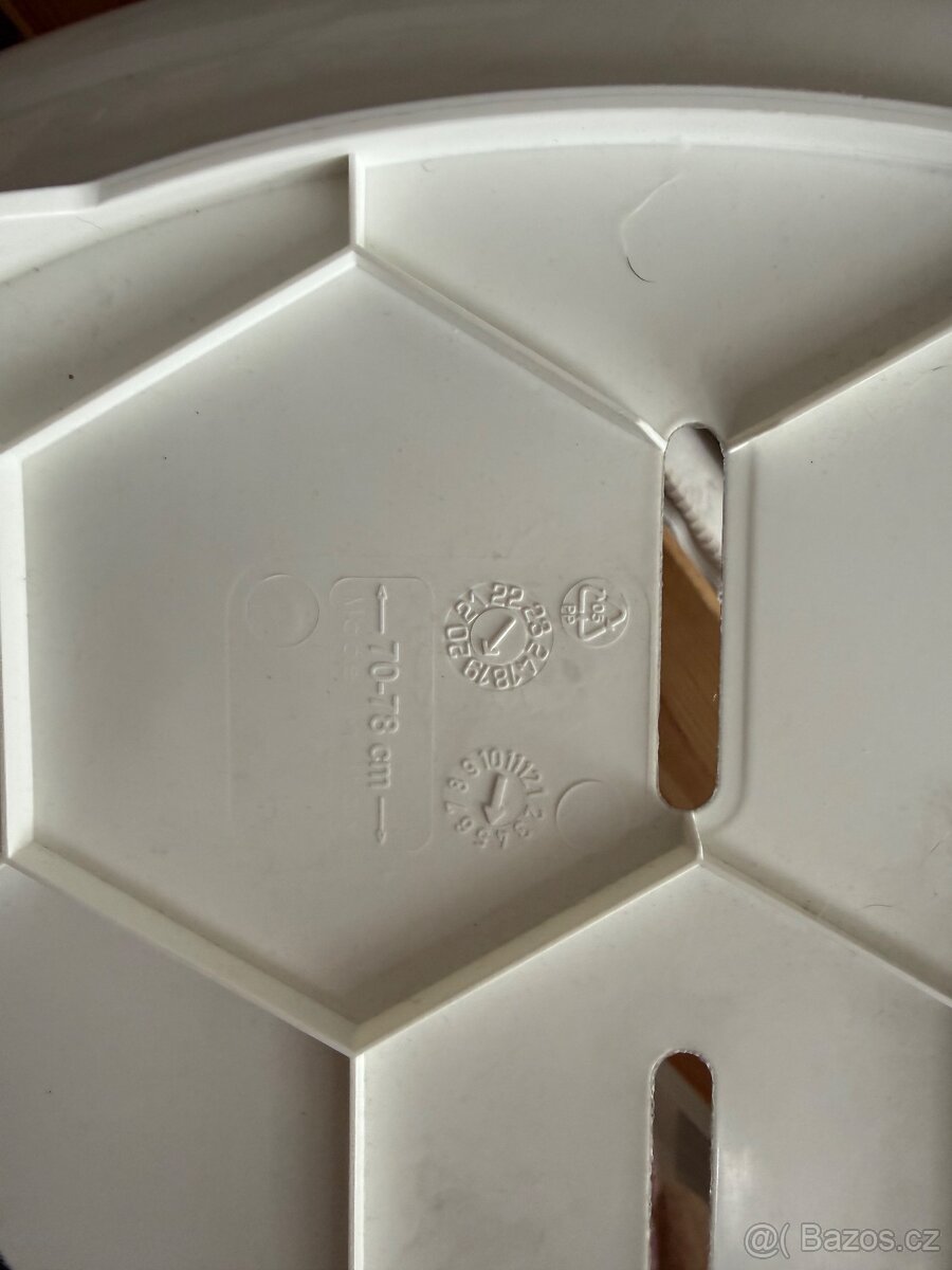 Plastový pelech pro psa - 4