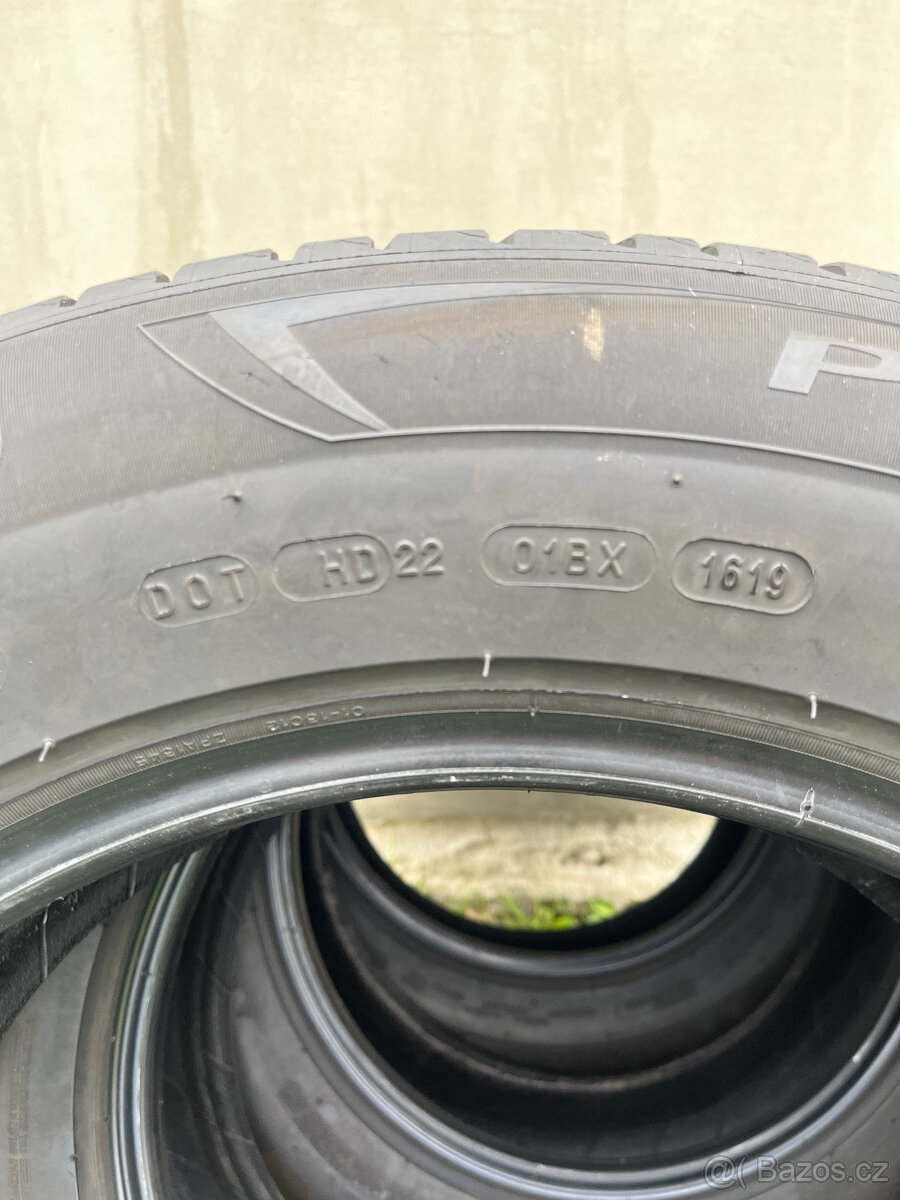 MICHELIN PRIMACI 215/65/17 - 4