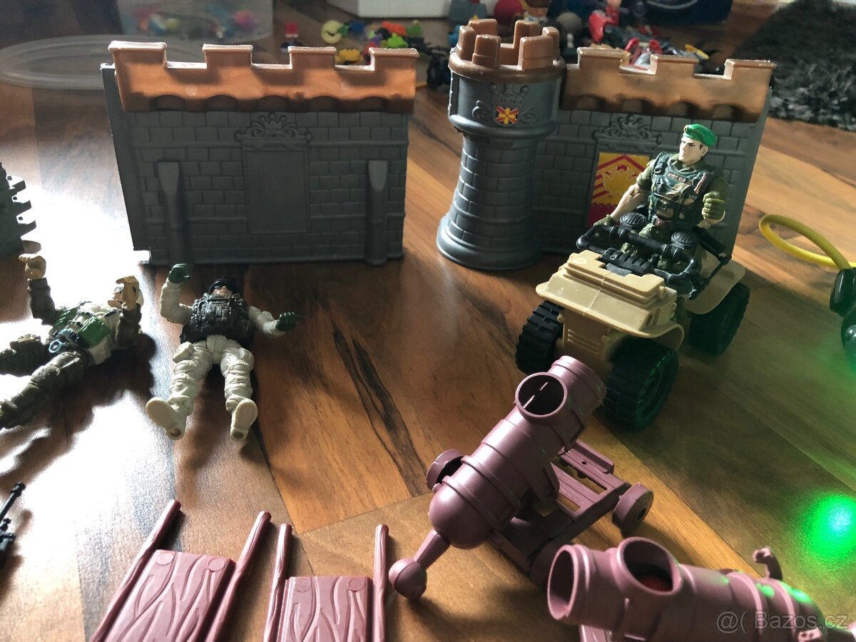 Vojáci,hradby,brýle do tmy s viděním - 4