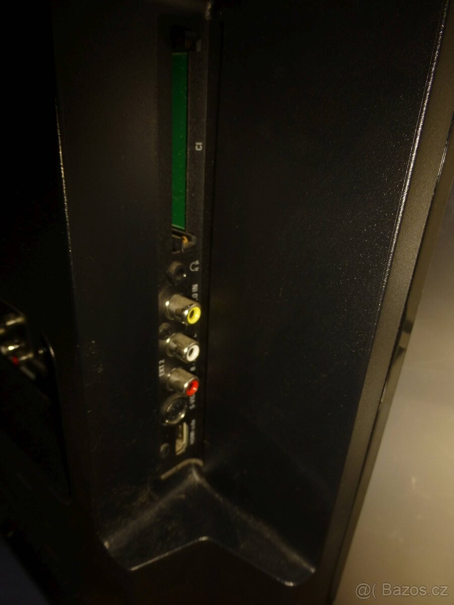 Malá LED televize PHILIPS 55cm, nemá DVBT2 - 4