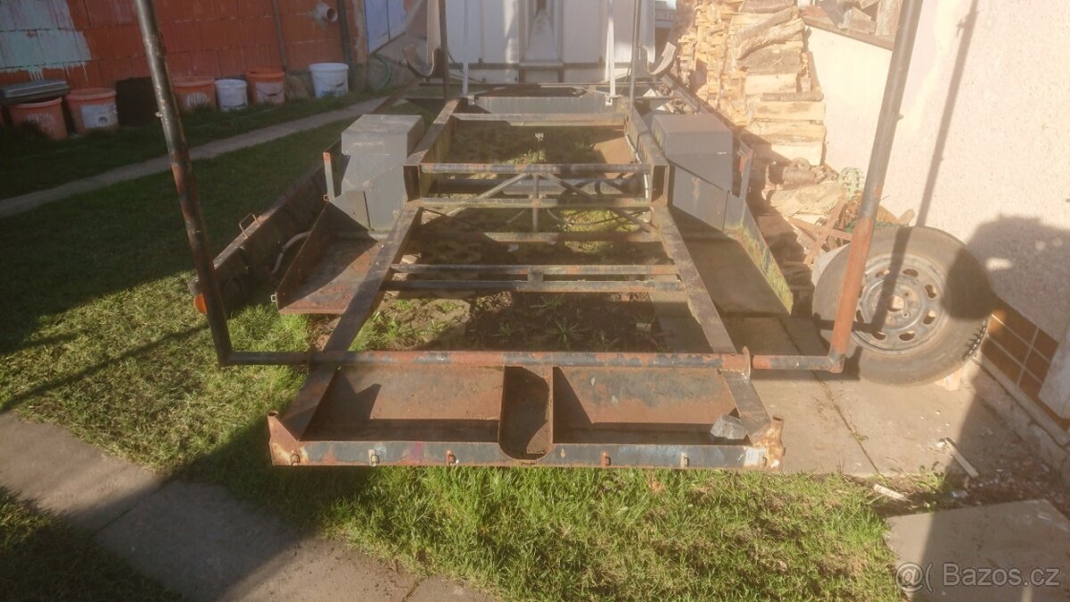 Přívěsný vozík - 4