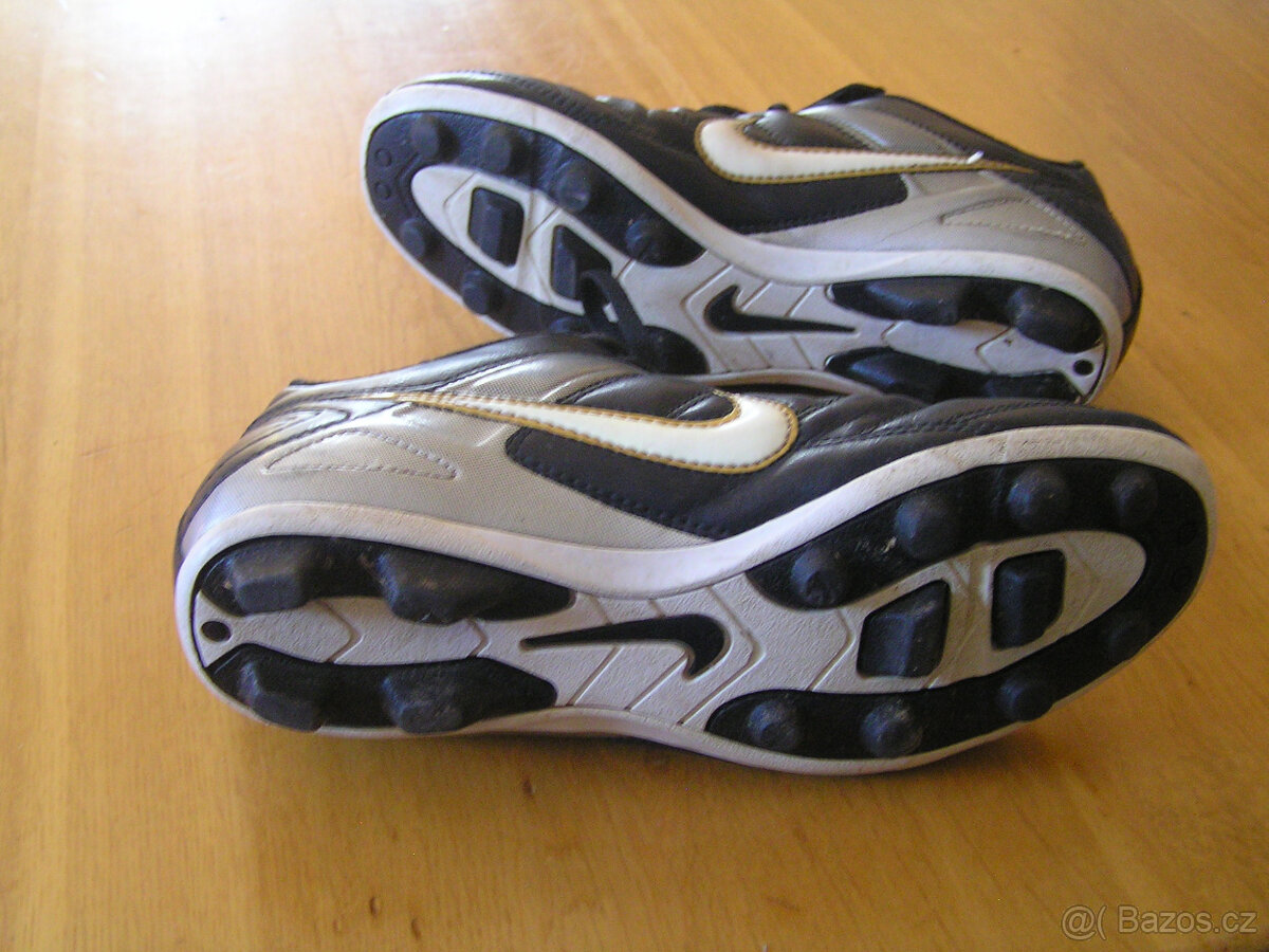 Kopačky Nike 36,5 - 4