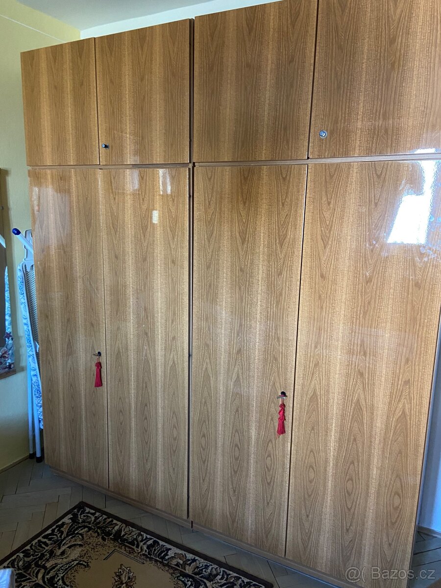 Staré skříně - 4