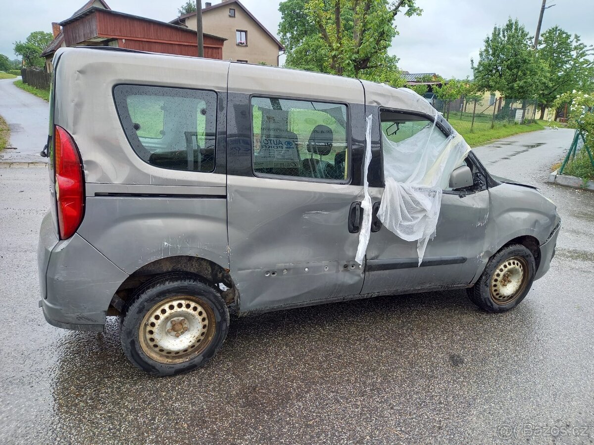 Opel combo-D - 4