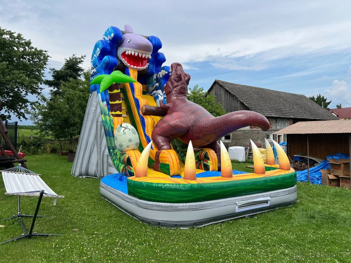 SKAKACÍ HRAD DINO vs SHARK/posezónní vyprodej - 4