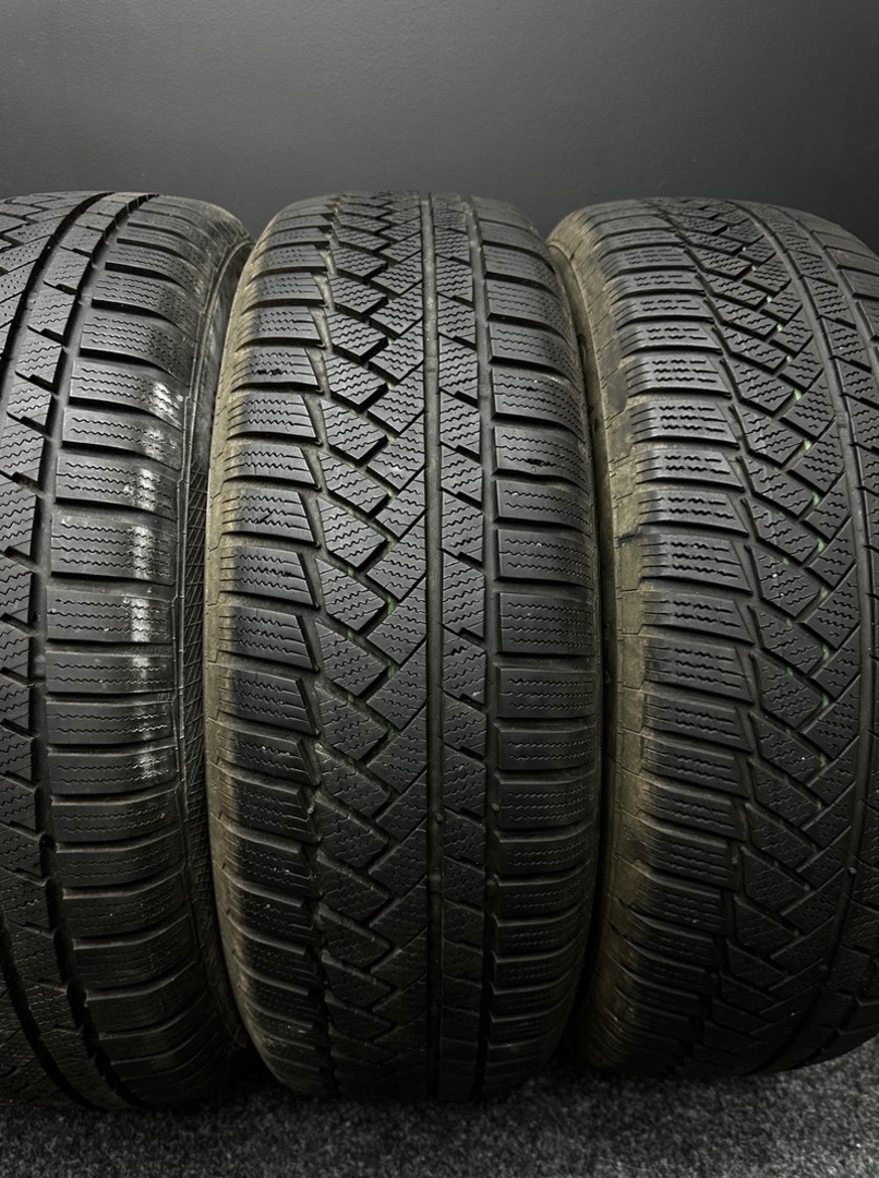 Sada pneu Continental 215/65/17 - 4