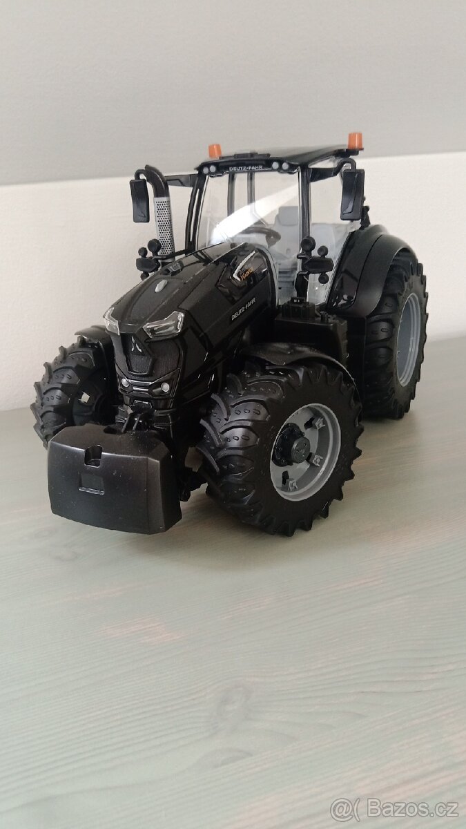 BRUDER TRAKTOR 1:16 - 4