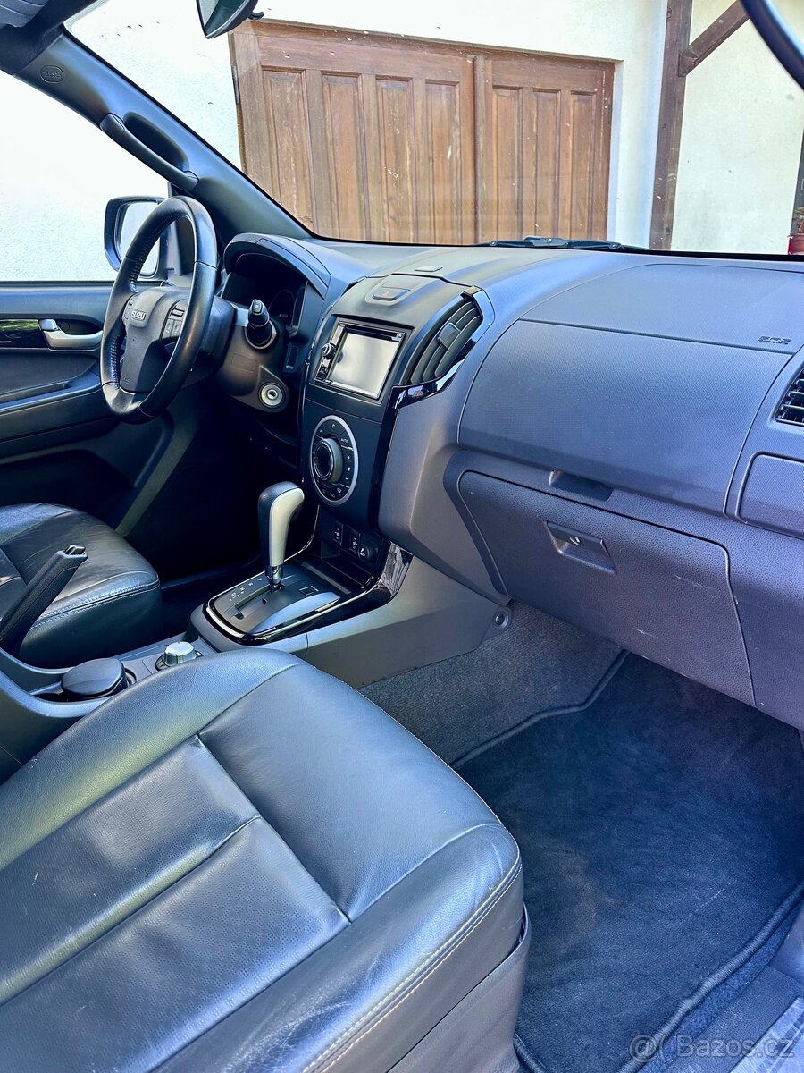 ISUZU D-MAX 2.5 TD, twin-turbo
