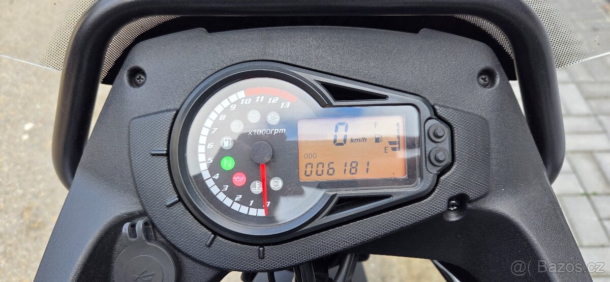 UM DSR Adventure 125 TT - 6200 km, v záruce - 4