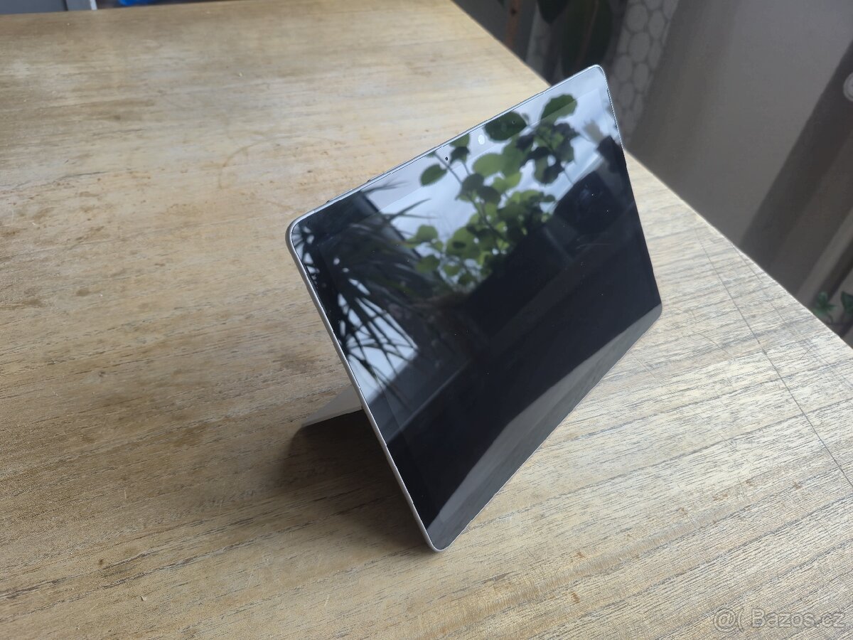 Microsoft Surface Go 4 - 4