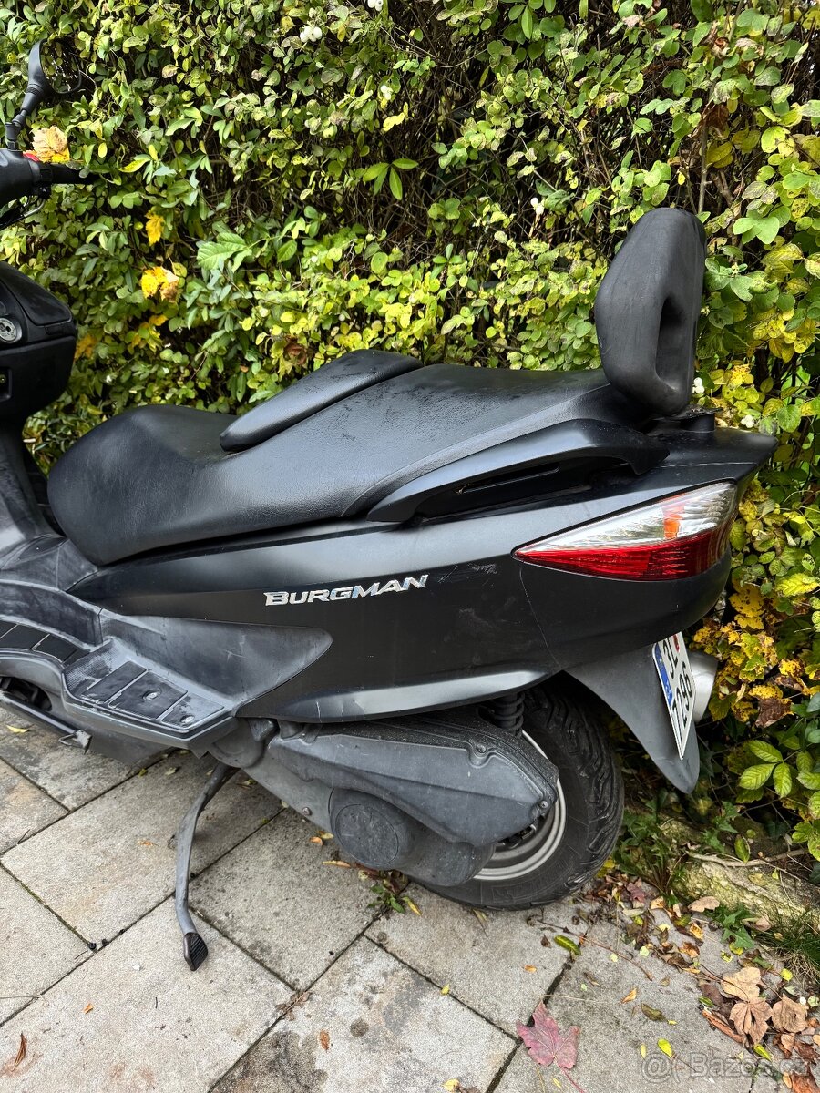 Skútr SUZUKI Burgman - 4