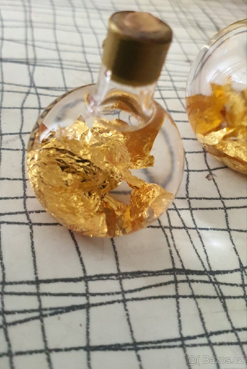 Skleněná lahvička se zlatem - 4