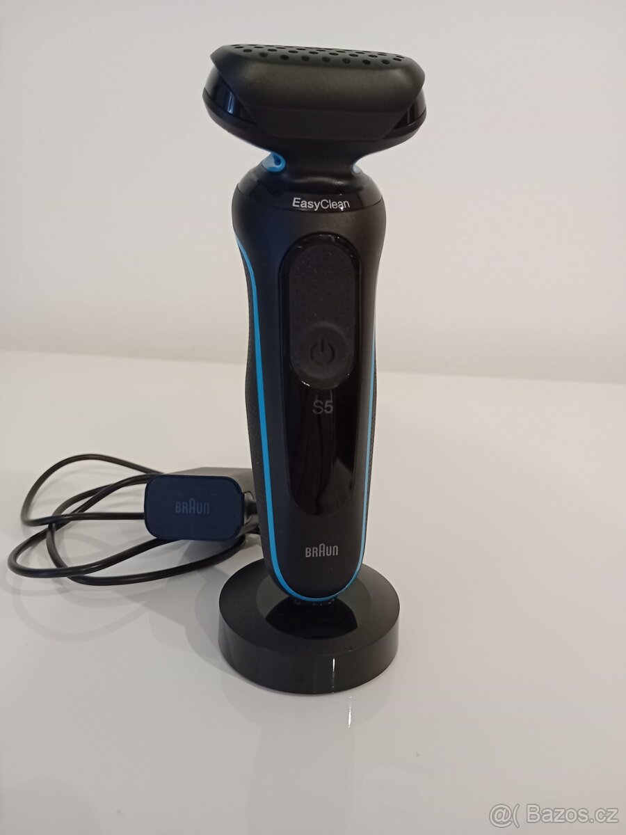 Prodám holící strojek Braun S5 EasyClean - 4