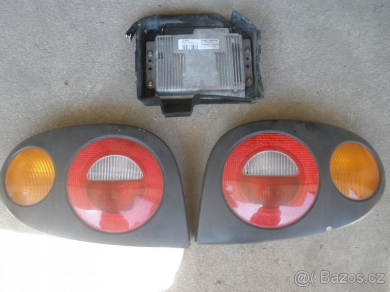 ND Renault Megane coupe 1.6 8v i 1.6 16v - 4