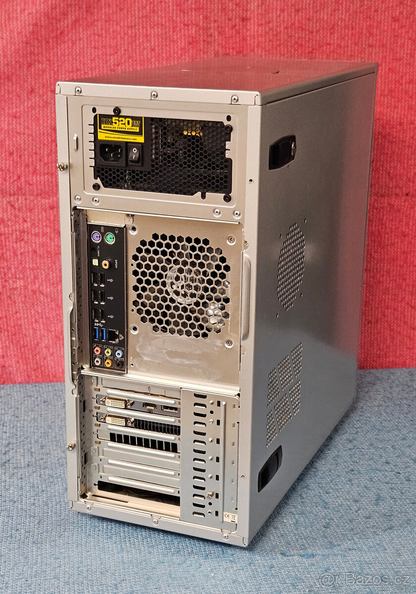 Stoní počítač - sestava Intel I7- 4820K - 4