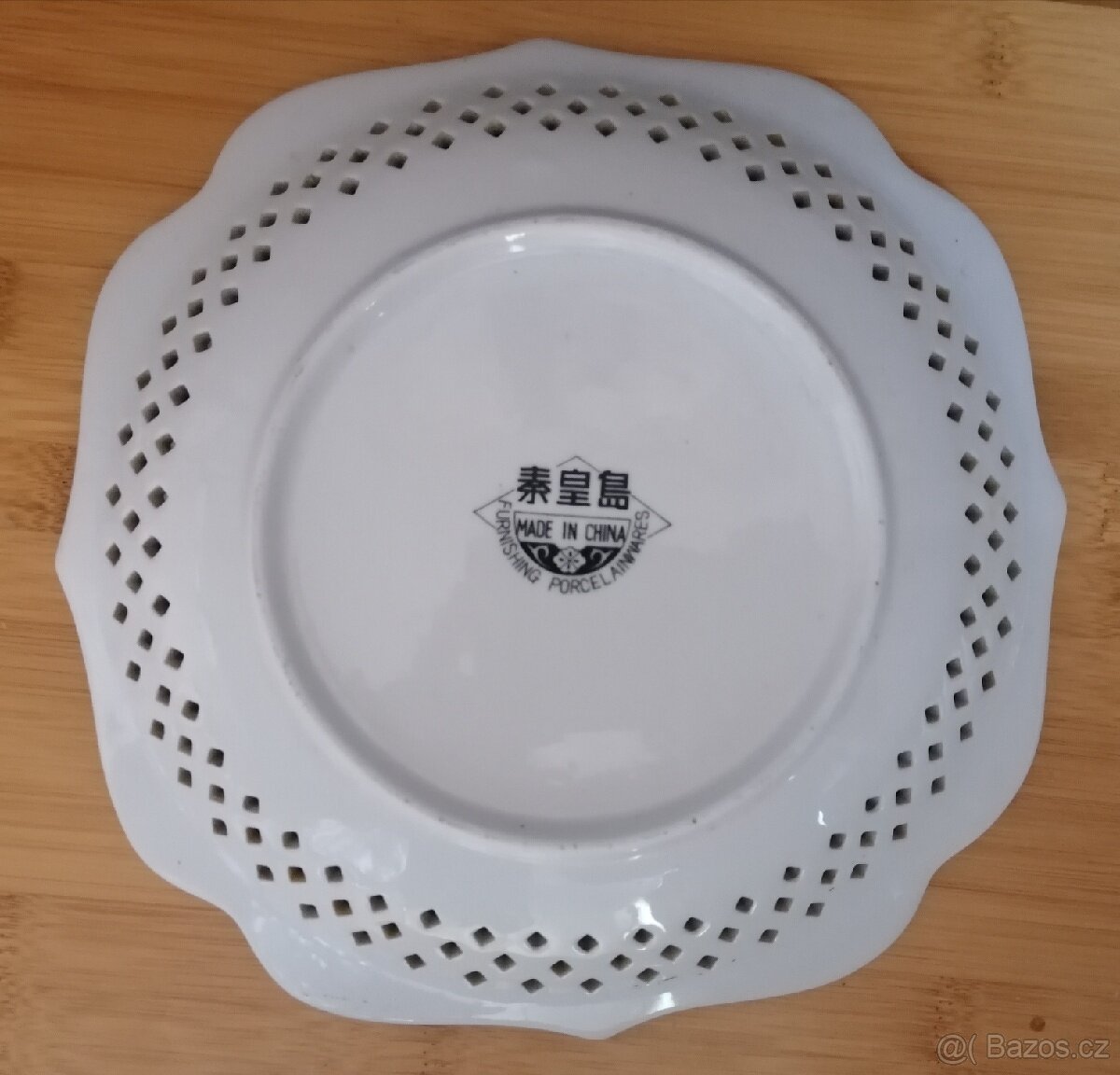 Starý porcelánový talíř - 4