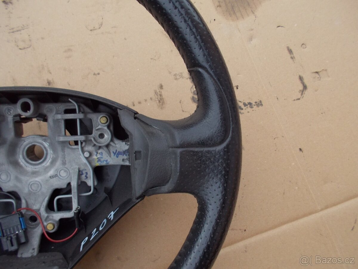 Kožený volant Peugeot 207 - 4