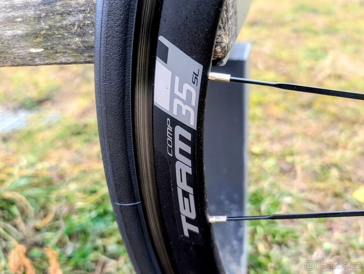 Van Rysel Ultra 900 CF 105 - 4