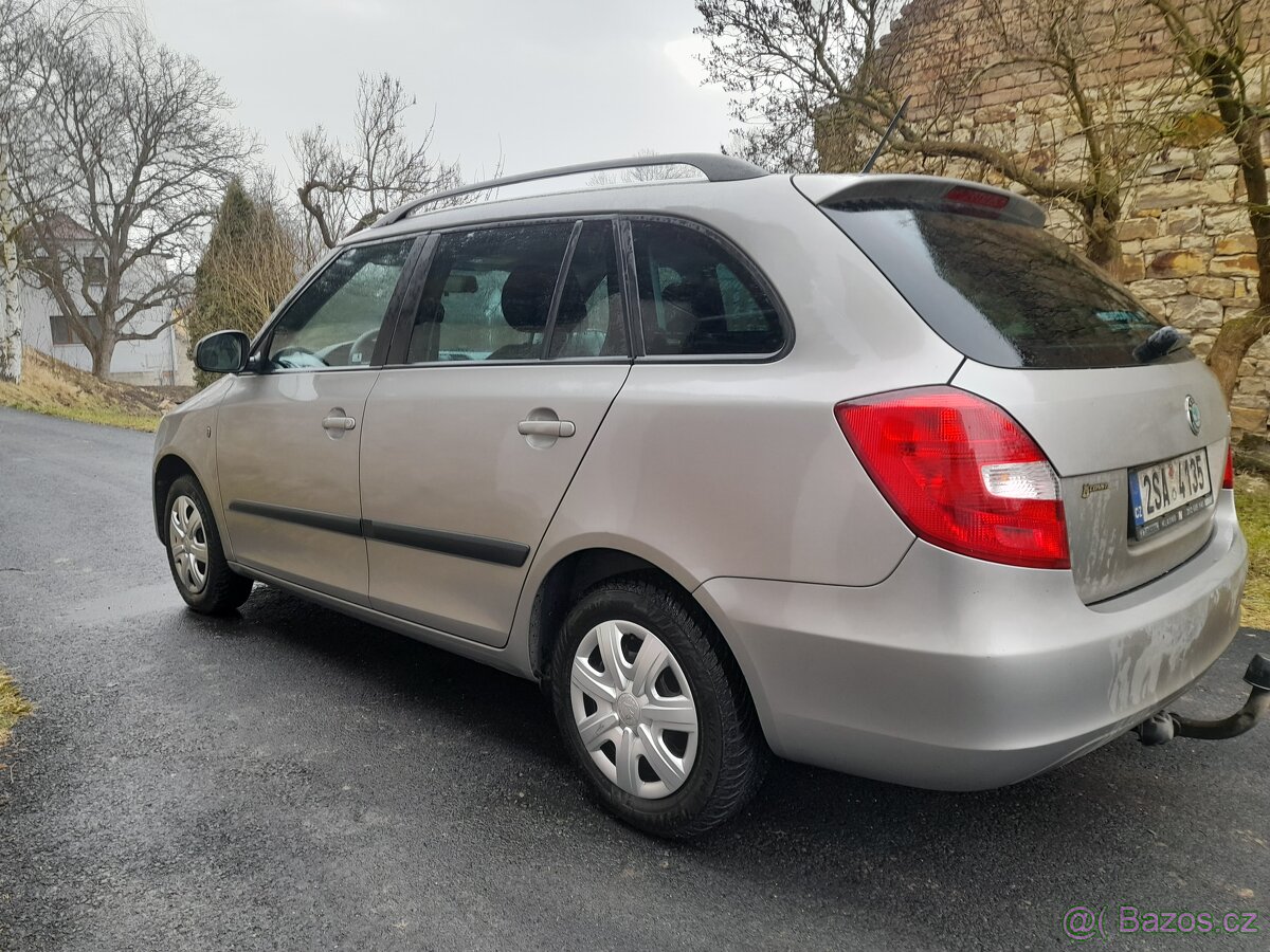 Škoda Fabia II. Combi 1.4 benzín 16v 2012 - 4