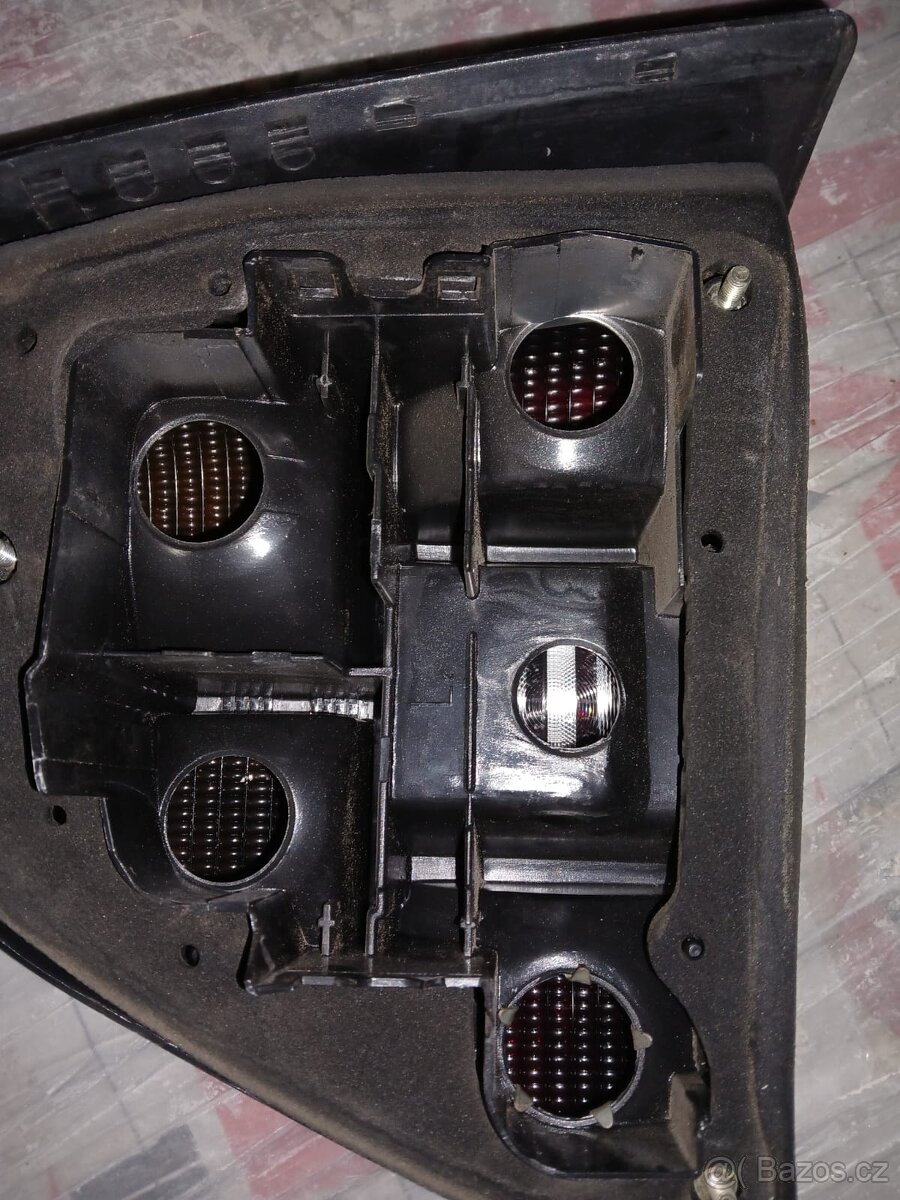 Zadní světla na VW Golf 3 - 4