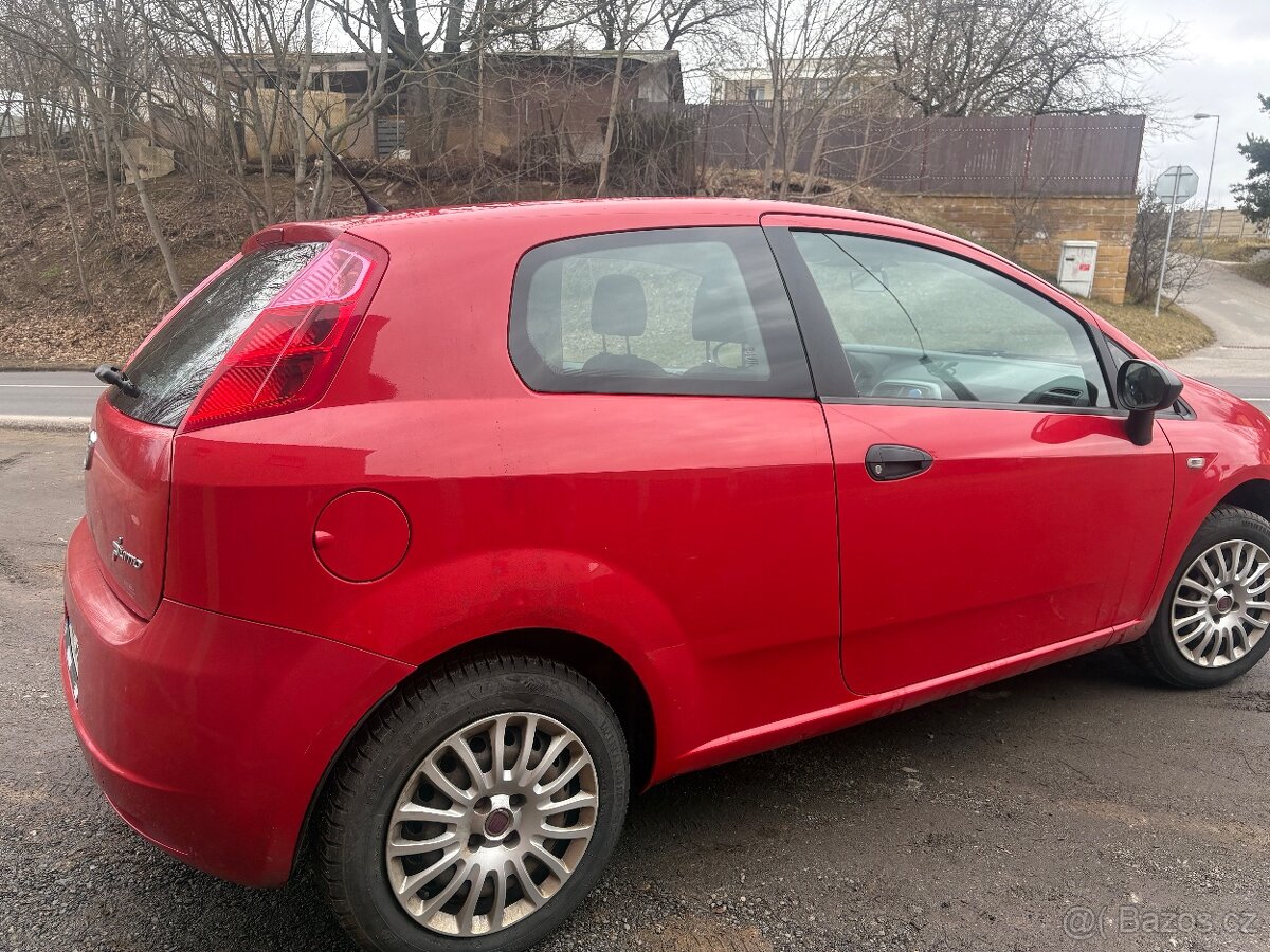 Prodám Fiat Punto grande - 4