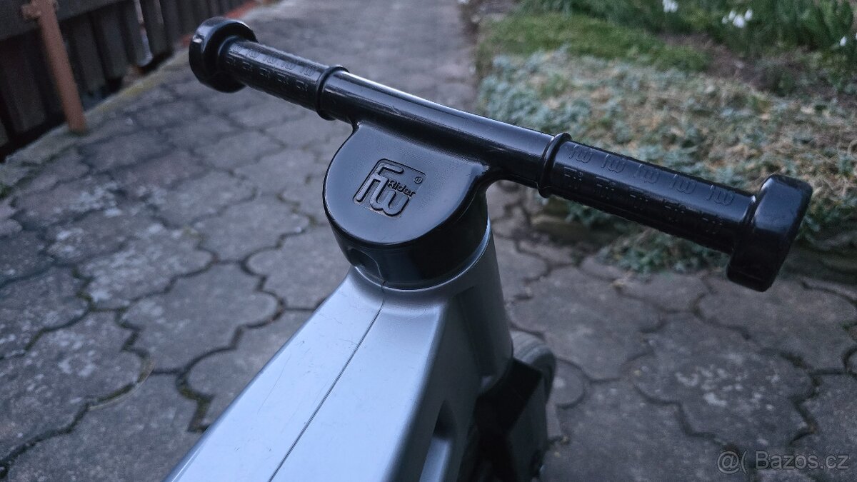 TOP ODRÁŽEDLO FUNNY WHEELS RIDER - 4