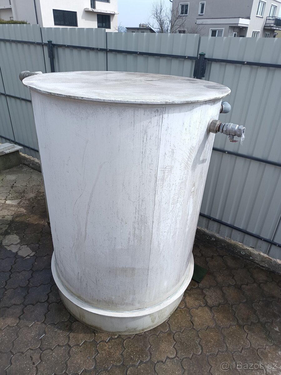 Akumulační nádrž - 4