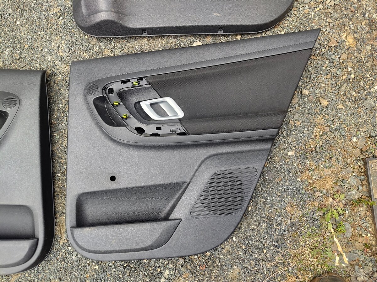 Tapec Fabia II - combi - černé - 4