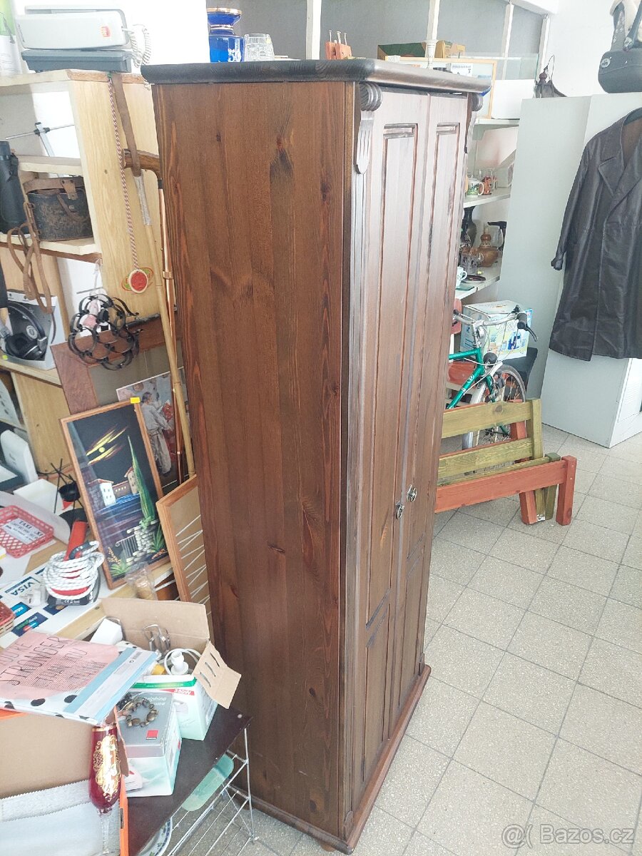 Šatní skříň - 4