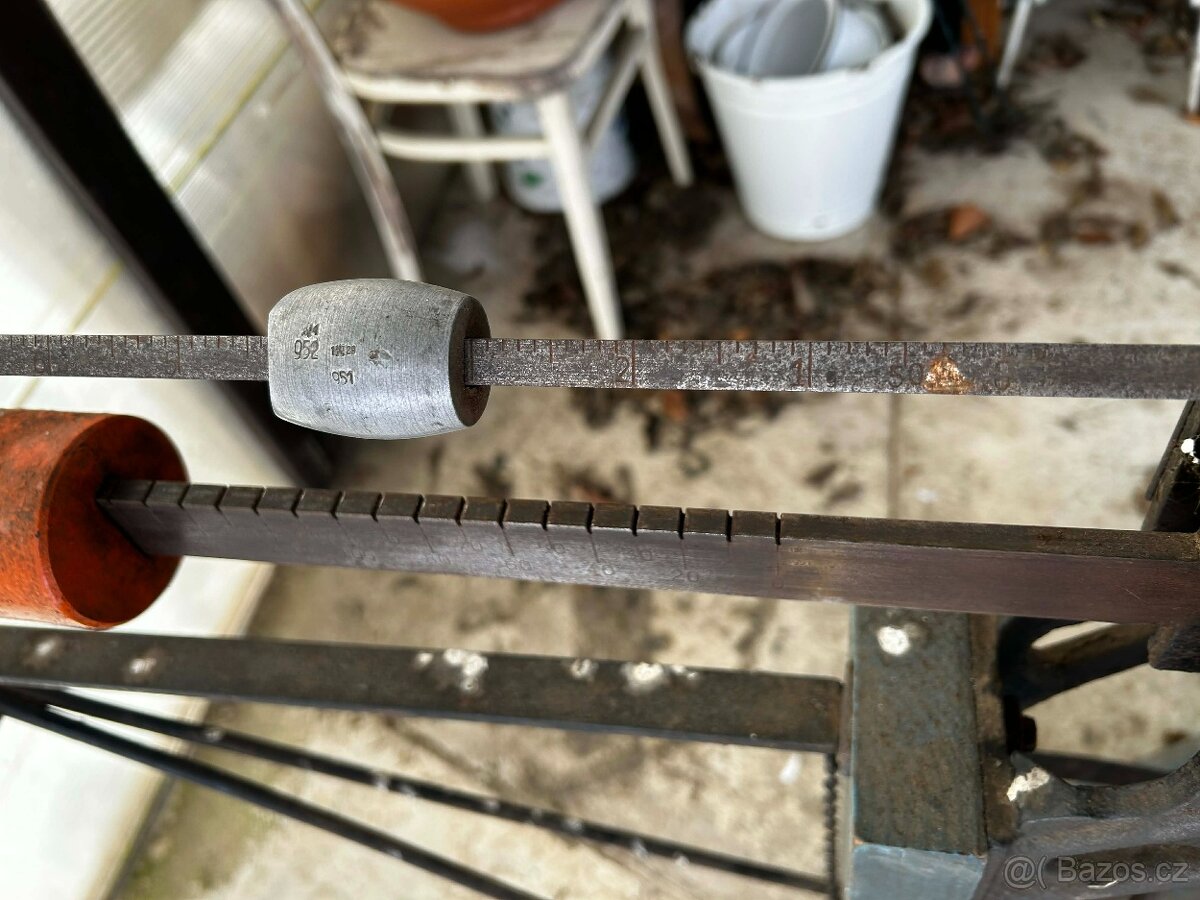 Váha - decimálka - 4