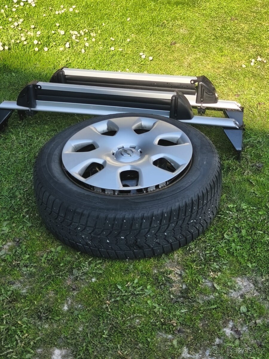 Opel Astra J 1,4i - 4