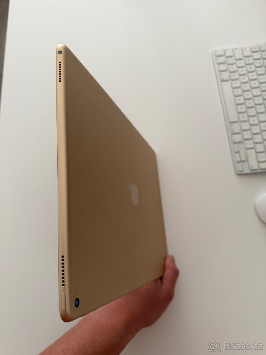 Apple iPad Pro 12,9" (1. gen) 32GB Gold - 4