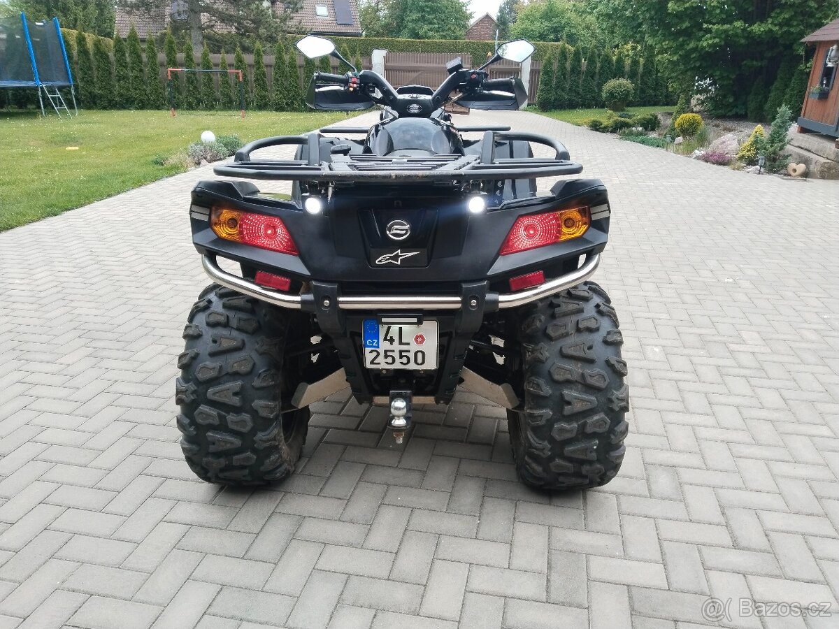 Cf moto gladiátor X8