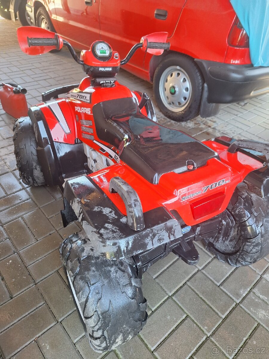 Dětská elektrická čtyřkolka Peg Perego 12V
