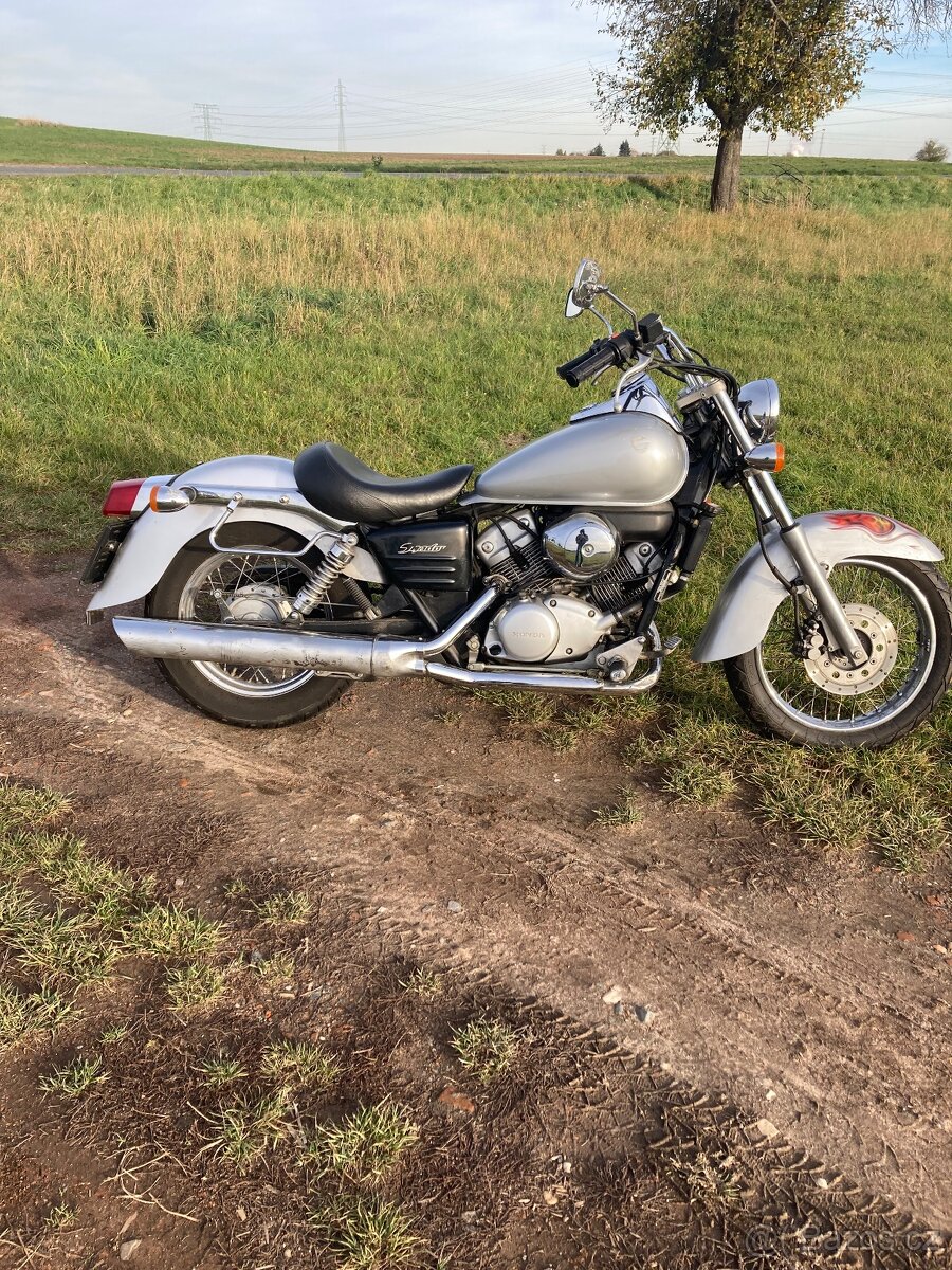 Honda shadow VT 125 C - 4