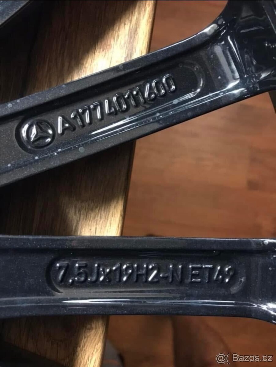 Kola AMG Mercedes R19 W177 225/40 R19 letní pneu - 4