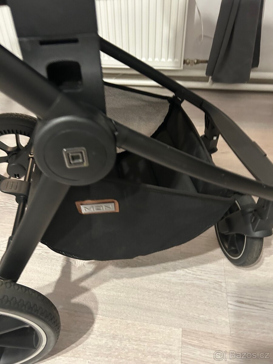 Prodám kočárek značky MOON - 4