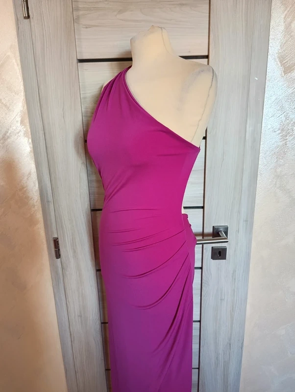 Dlouhé elegantní šaty - 4