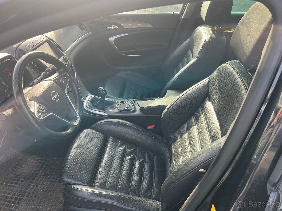 Opel insignia biturbo OPC line 2015 - 4