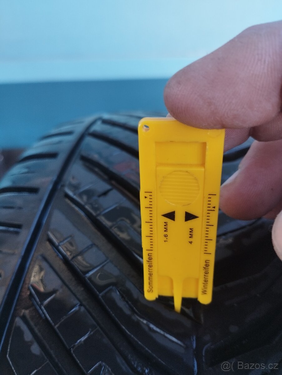 Celoroční pneu 215/50/17 DOT-2022 - 4