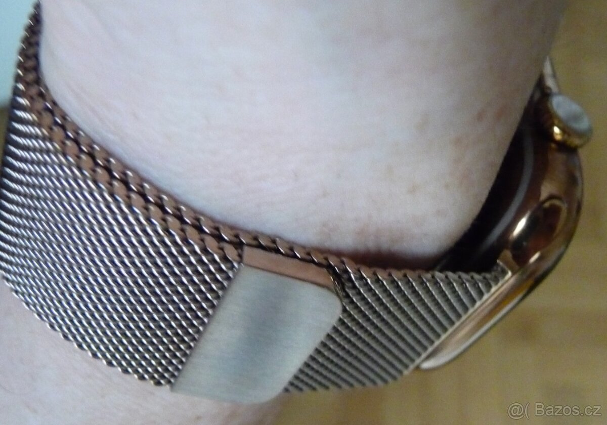 Apple Watch Series 10 46mm zlatý titan + milánský tah | TOP - 4