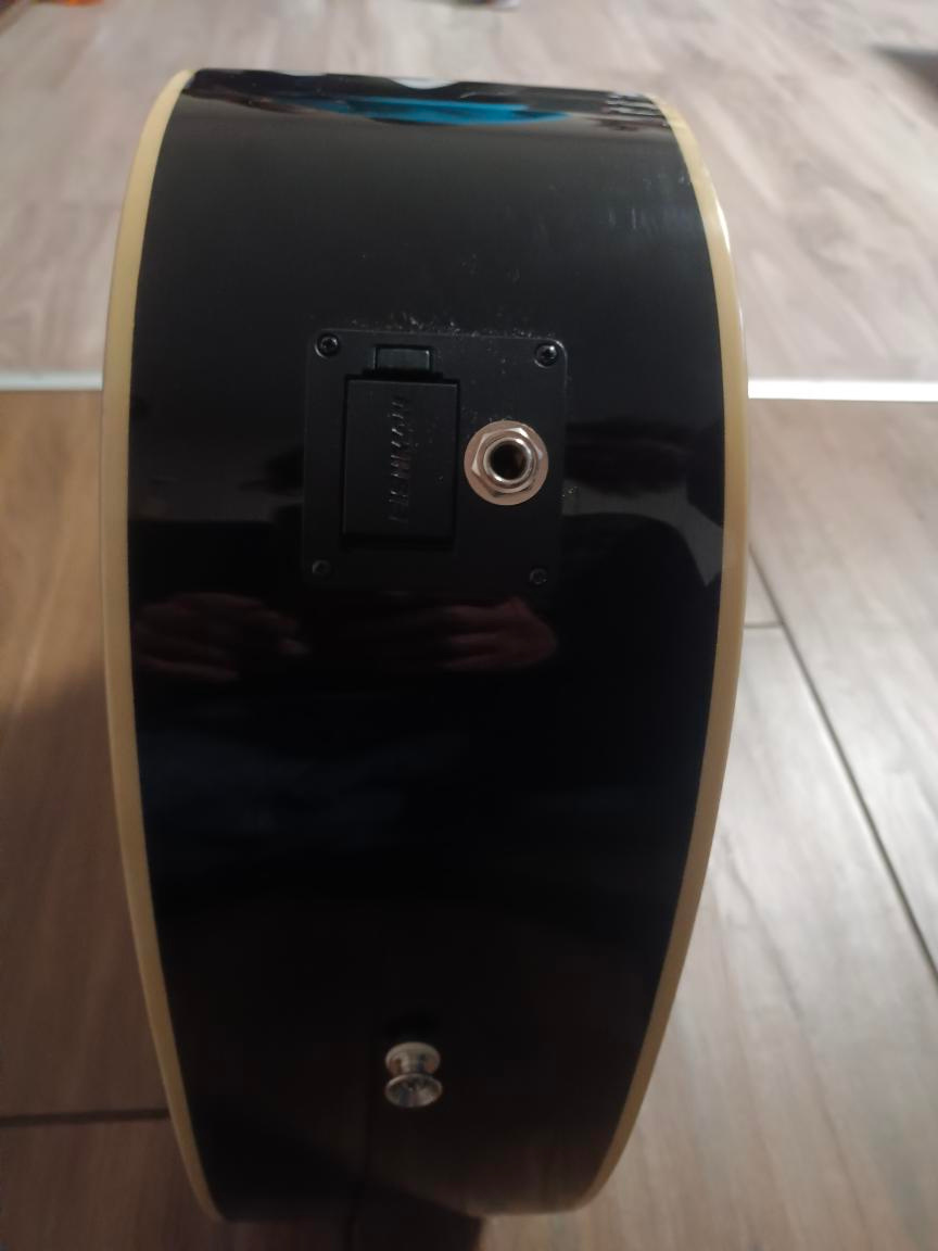 Elektroakustická kytara Fender - 4