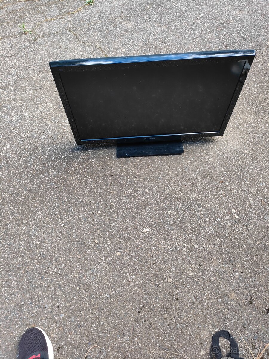 Panasonic l32c4e - 4